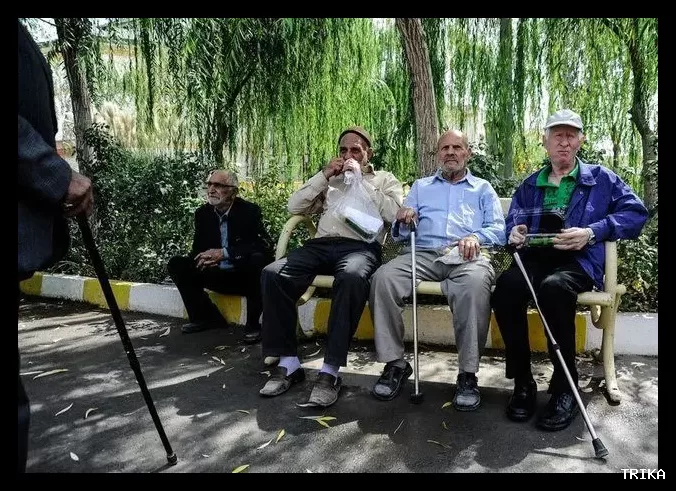 زمان احتمالی واریز عیدی ۱۰ میلیون تومانی بازنشستگان مشخص شد